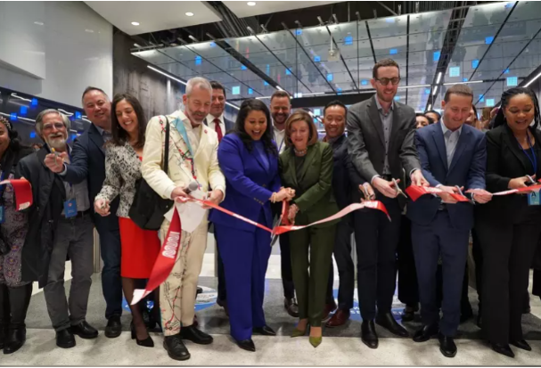 旧金山华埠中央地铁T线正式通车，链接白兰站至Sunndydale站！