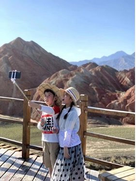 中新网评:海峡难隔鸿雁,“中国正能量”书写两岸温情!