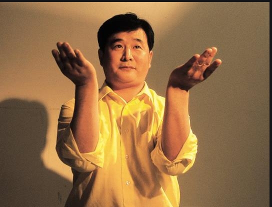 《大法修炼是严肃的》，妖言惑众是认真的！