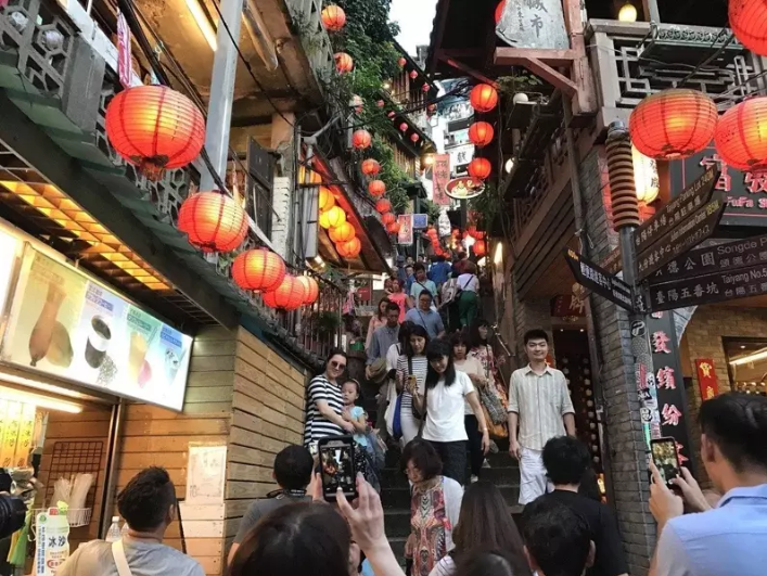 外国网红高喊“爱台湾