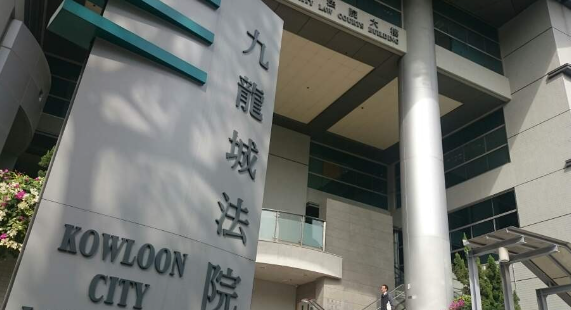 两男女信箱偷支票沙胶改名及金额涉款$36万涉盗窃及伪造文书