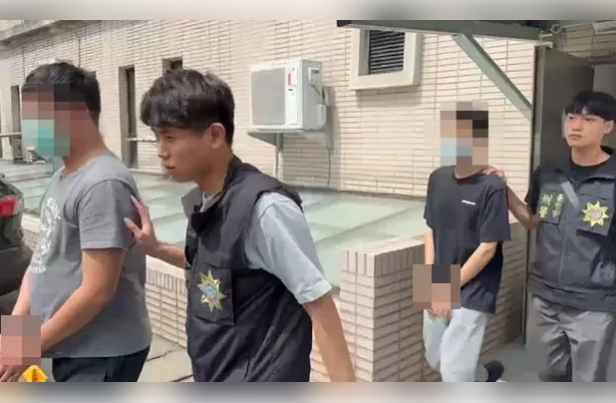 台首见手机App盗刷 “非法程序骗过刷卡系统 ”3周诈2000万