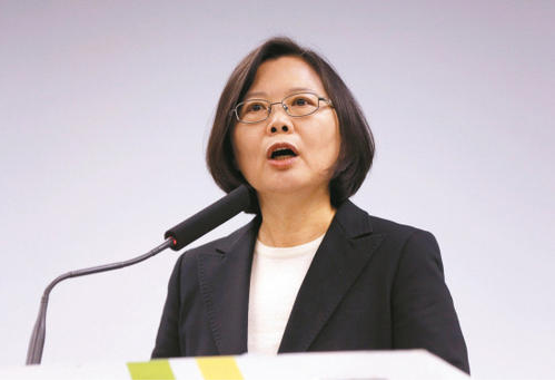 绿营“中共代理人”修法遭岛内痛批：台湾充满
