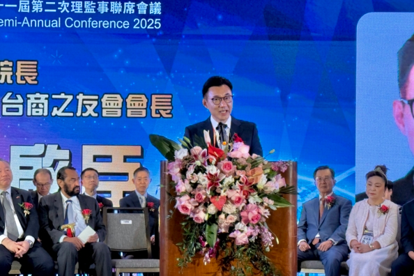 赴美出席台商总会 江启臣：台湾、德州将增直航点