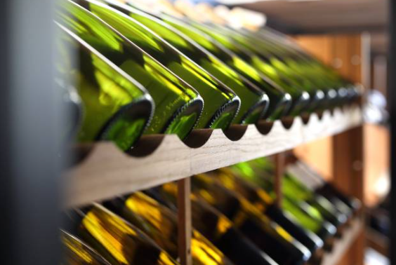 美国关税导致德国葡萄酒出口一年内暴跌近 20