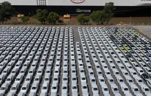 中国不再需要“愚笨的汽车”——德国却还在生产它
