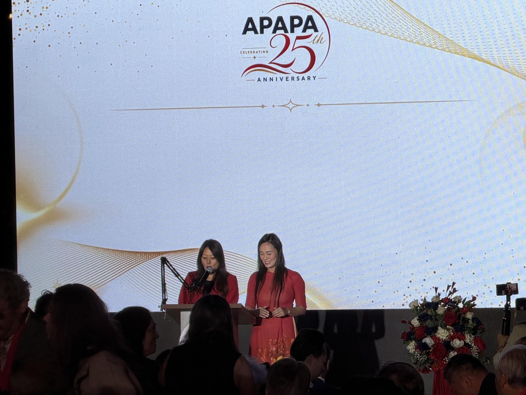 APAPA成立25周年庆典在尹庄园隆重举行